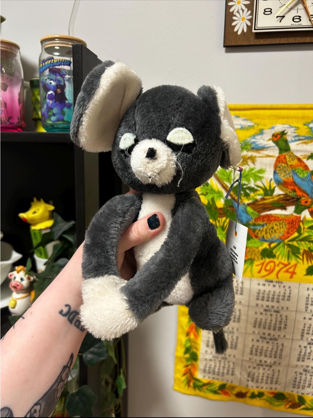 1976 Dakin Hugging Mouse Plush Toy